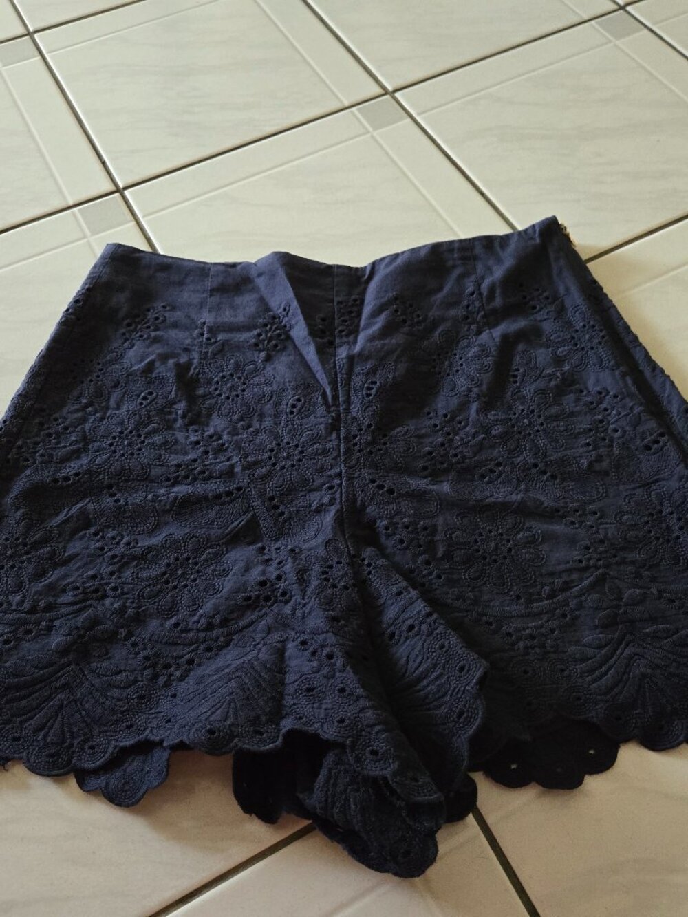 Draper James RSVP English Lace Shorts Navy Blue 8